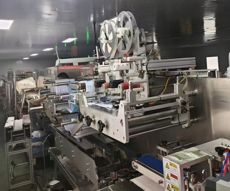 全自動濕巾包裝機(jī)