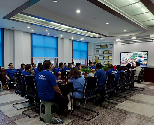 鄭州海德晟機械全員共觀閱兵盛典，以匠心裝備致敬強國征程